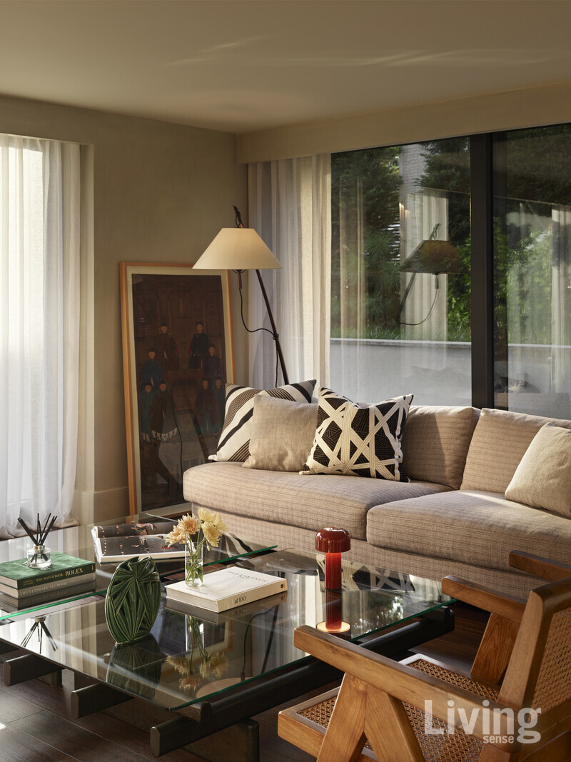 �ǿ��� �ܴ����� ��Ƽ�� ü��, ü��Ƽ �ݷ�ġ����Ceccotti Collezioni ����,  ������Ÿ�� ���ĵ���� ��ȭ�Ӱ� ��췯����.