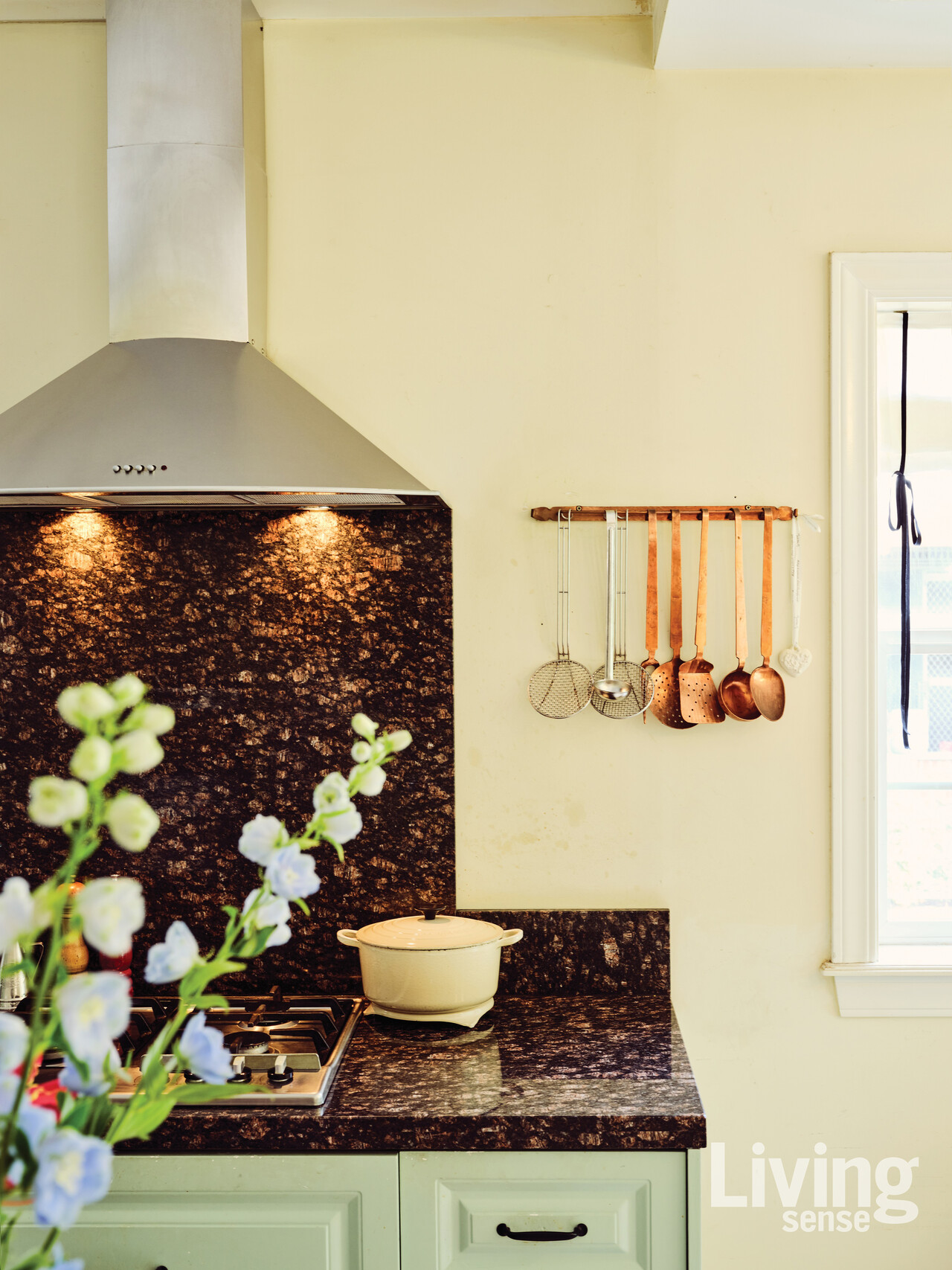 그녀의 애정이 담긴 부엌.