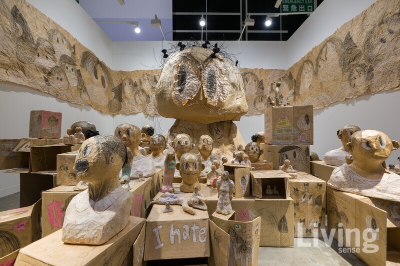 ‘아트 바젤 홍콩 2025’ 전시 전경, courtesy of P21 ⓒS.C. Felix Wong