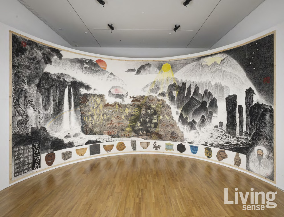 박대성, ‘코리아판타지’, 2023, 종이에 먹, 500×1500cm, 사진 솔거미술관 ©박대성