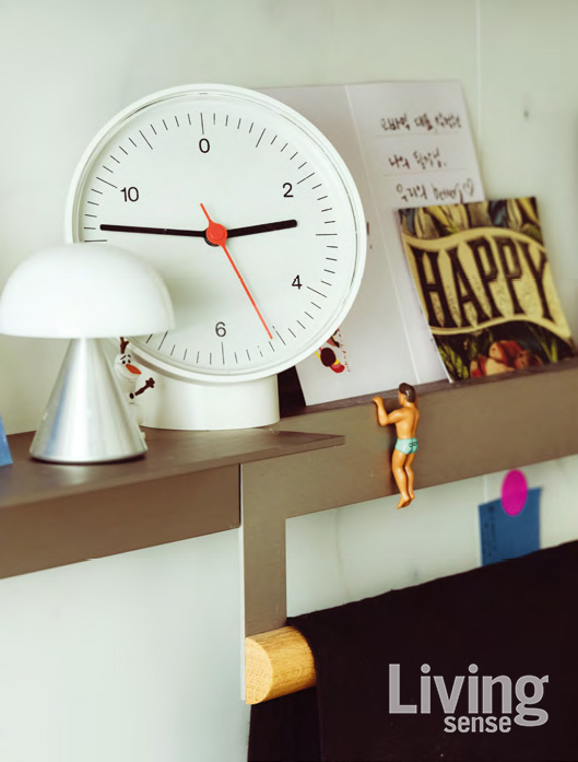 일상과 작품이 공존하는 공간을 추구하는 박정현 씨의 손길들. 