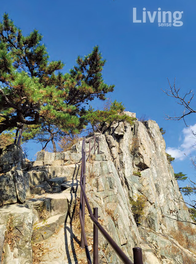 스릴 있는 계룡산 삼불봉 코스.